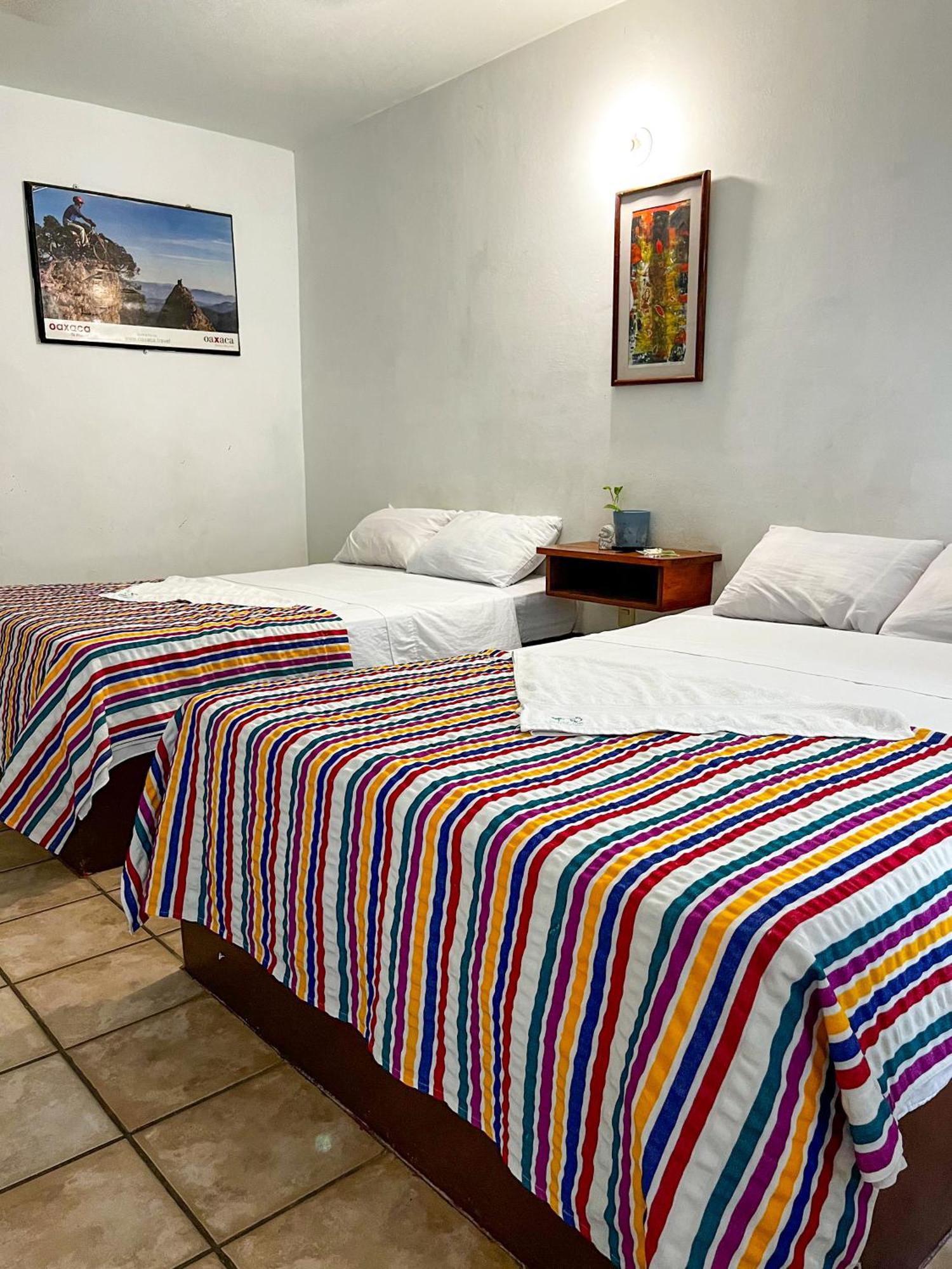 Hotel Om Downtown Santa Cruz Huatulco Exteriör bild
